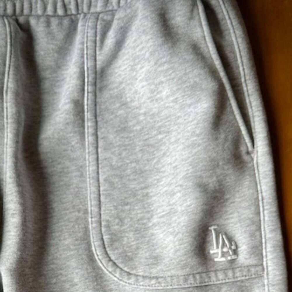 LA Dodgers MLB Apparel Gray Sweatpants Women's Small